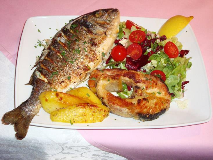 "Alta manacare de peste :)) " - dsc00313.jpg